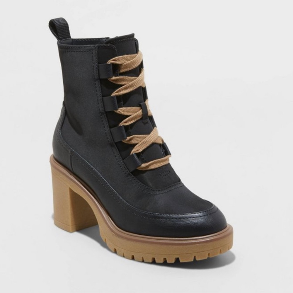 Glenda Hiking Boot - Black- NWOT